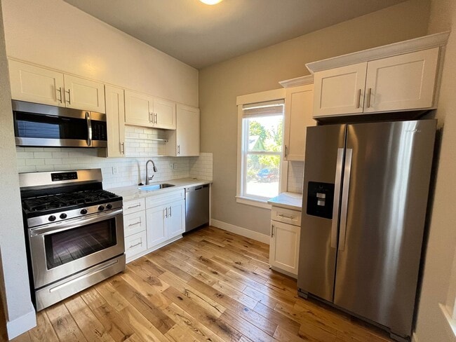 2138 SE 48th Av in Portland, OR - Building Photo - Building Photo