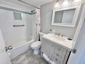 201 Rudee Loop Connector in Virginia Beach, VA - Building Photo - Building Photo