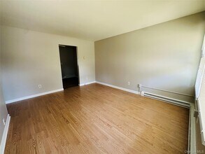382 County Rte 22 in Wawayanda, NY - Building Photo - Building Photo