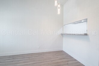 1244 Virginia Ave in Bakersfield, CA - Building Photo - Building Photo