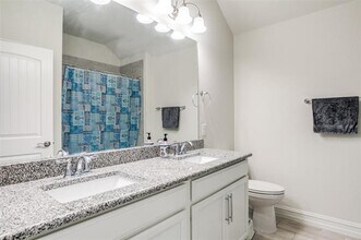 9701 Creekmere Dr in Denton, TX - Building Photo - Building Photo