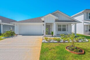 103 Riverwalk Cir in Freeport, FL - Building Photo