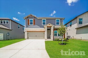 5807 Nyla Wy in Saint Hedwig, TX - Building Photo