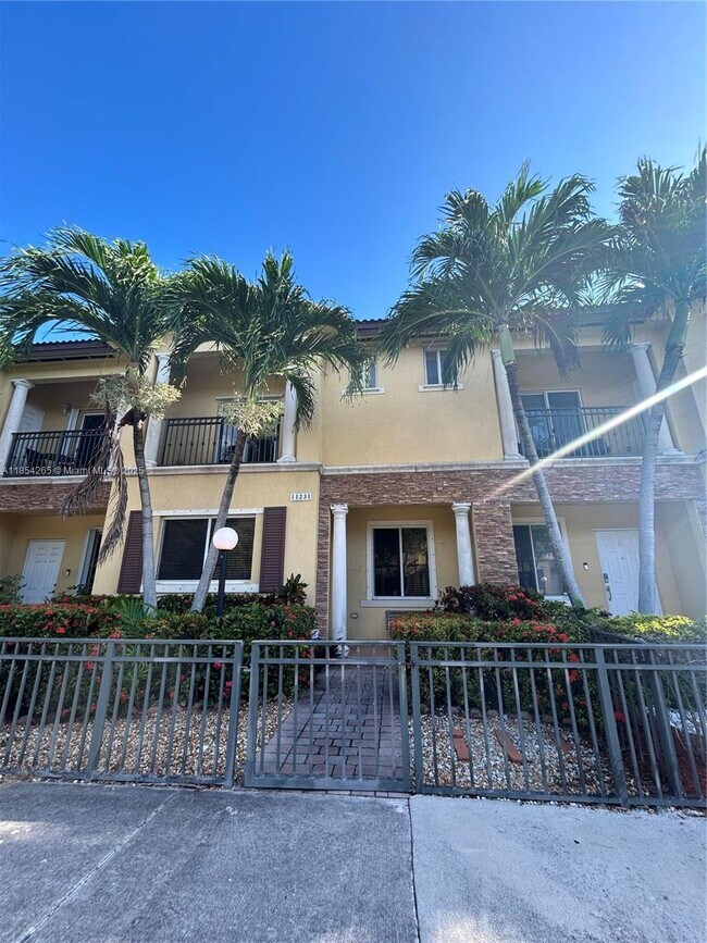 11231 SW 230th Terrace in Miami, FL - Building Photo - Building Photo