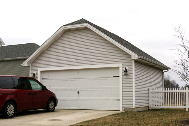 Cottages of Laclede in Lexington, KY - Building Photo - Building Photo