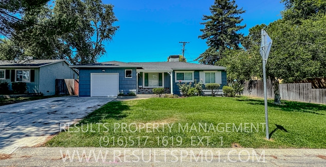 2221 Waterford Rd in Sacramento, CA - Building Photo - Building Photo