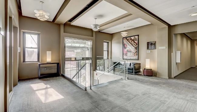 1211 Light St, Unit 213 in Baltimore, MD - Building Photo - Building Photo