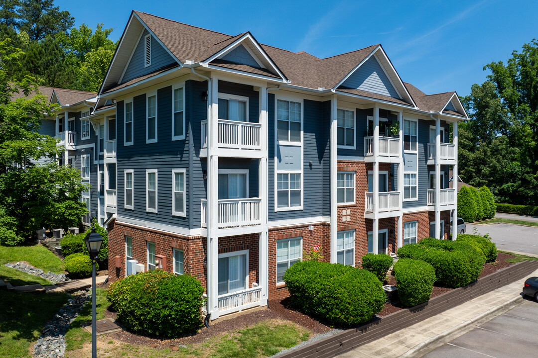 Lenox at Patterson Place in Durham, NC - Foto de edificio