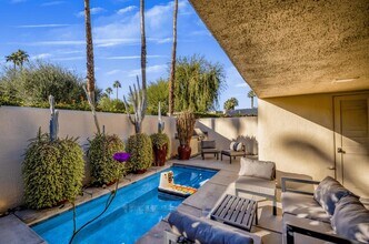 1173 E Alejo Rd, Unit 2 in Palm Springs, CA - Building Photo - Building Photo
