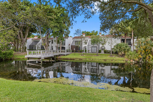 The Terraces in Plantation, FL - Building Photo - Building Photo