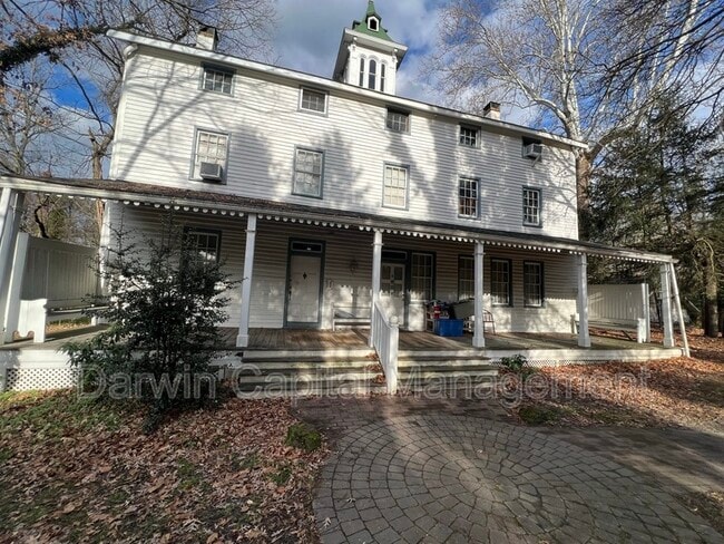 property at 1 Breakneck Rd