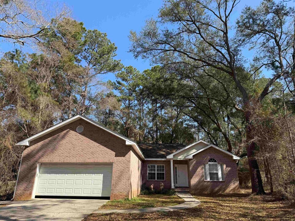 3542 Dogwood Valley Trail in Tallahassee, FL - Building Photo