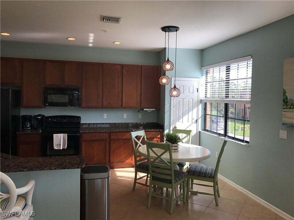 3783 Pino Vista Way in Estero, FL - Building Photo