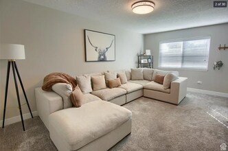 2672 W 5750 S, Unit 2672 in Roy, UT - Foto de edificio - Building Photo