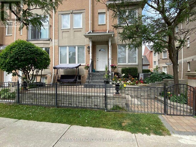 property at 29-929 Rosebank Dr