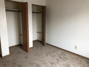 510 S Van Buren St in Iowa City, IA - Building Photo - Building Photo