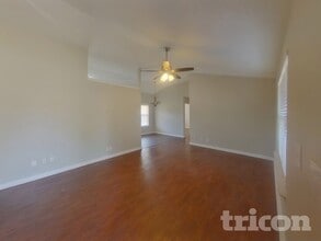 6401 Freedom Ct in Arlington, TX - Building Photo - Building Photo