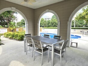 2236 Lesner Crescent in Virginia Beach, VA - Building Photo - Building Photo