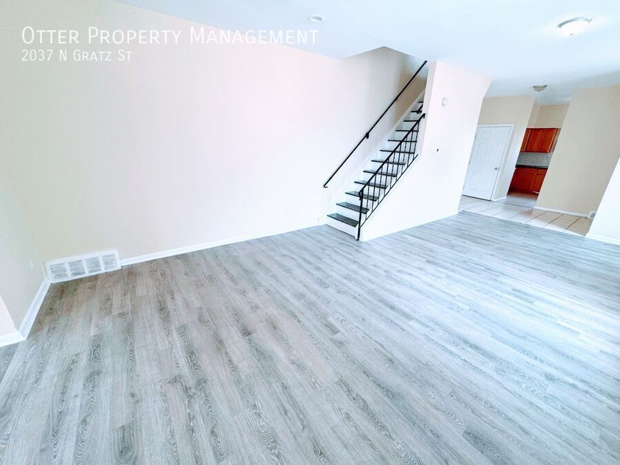 2037 N Gratz St in Philadelphia, PA - Building Photo
