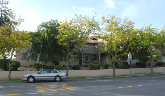 The Crossings At Morgan Hill in Morgan Hill, CA - Building Photo - Building Photo