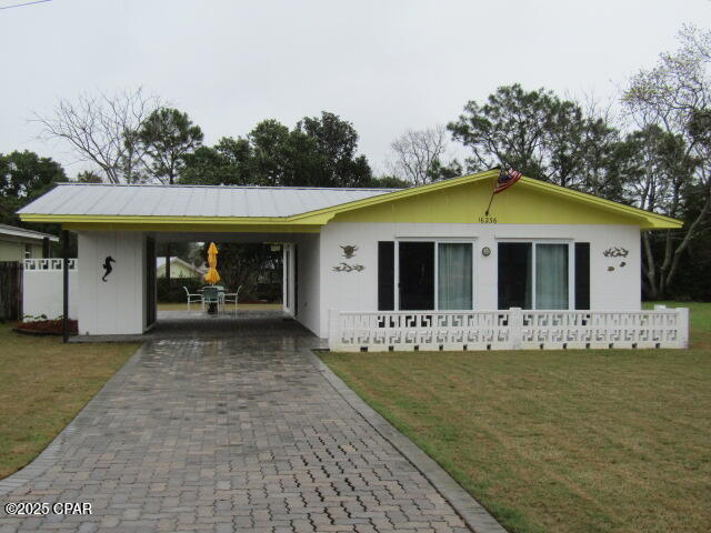 16236 E Lullwater Dr in Panama City Beach, FL - Building Photo