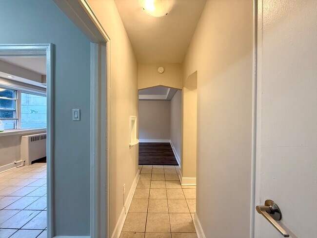 3 Webber Ave in Hamilton, ON - Building Photo - Building Photo