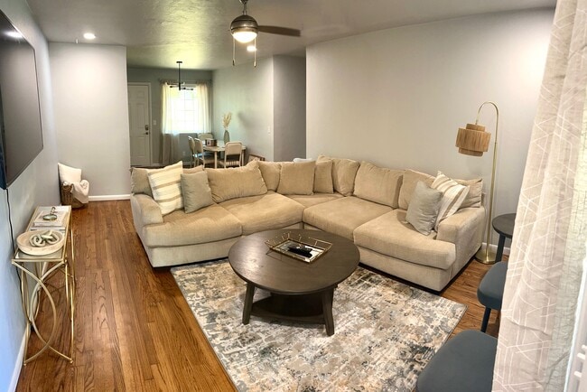 810 W Moore Ave in Stillwater, OK - Building Photo - Building Photo