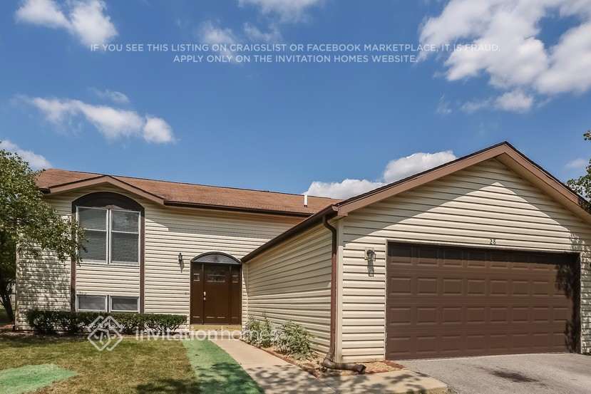 28 Autumn Ln in Streamwood, IL - Foto de edificio