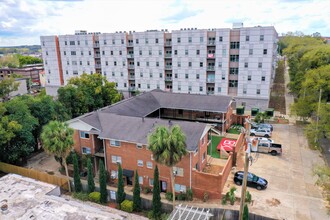 Park Avenue Apartments in Tallahassee, FL - Building Photo - Building Photo