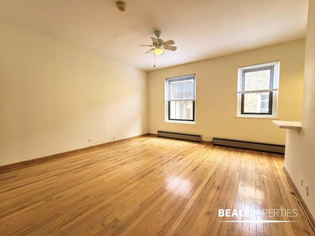property at 635 W Barry Ave