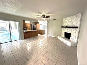 10331 Cedarhurst Ave in Orlando, FL - Building Photo - Building Photo