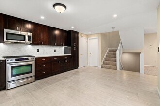 93 Spyglass Hill Dr in Ashland, MA - Building Photo - Building Photo