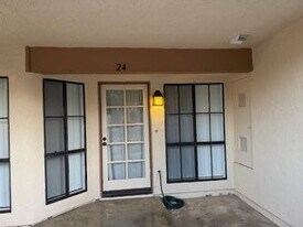 3151 Cochise Way in Fullerton, CA - Building Photo