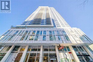 77 Mutual St in Toronto, ON - Building Photo