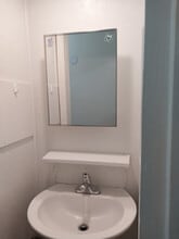 712 Old Roane St in Harriman, TN - Foto de edificio - Building Photo