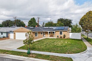 4201 Franklin Ave, Unit Apt 1 in Fullerton, CA - Building Photo