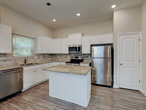 808 Stable View Loop in Dallas, GA - Building Photo - Building Photo