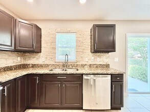 3824 Exeter Ln in Lakeland, FL - Building Photo - Building Photo