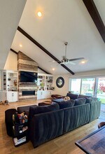 17712 Collins Cir in Huntington Beach, CA - Building Photo - Building Photo