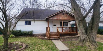 952 Hunter Ave in Ypsilanti, MI - Building Photo