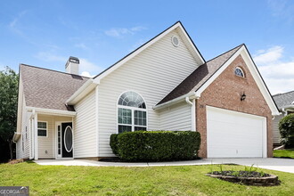 29 Greens Ct in Newnan, GA - Foto de edificio - Building Photo