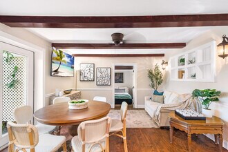 303 Lang Rd, Unit SI ID1495041P in West Palm Beach, FL - Foto de edificio - Building Photo