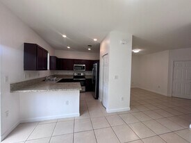 3757 SE 2nd St in Homestead, FL - Building Photo