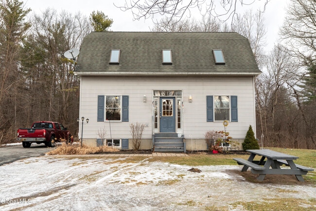 4 Easy St in Mechanicville, NY - Building Photo - Building Photo