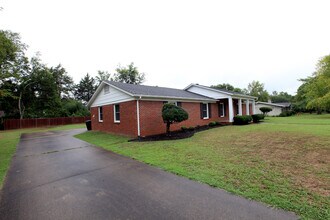 707 Chickasaw Rd in Murfreesboro, TN - Building Photo - Building Photo