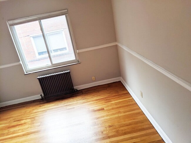 956 Ludlow Ave in Cincinnati, OH - Building Photo - Building Photo