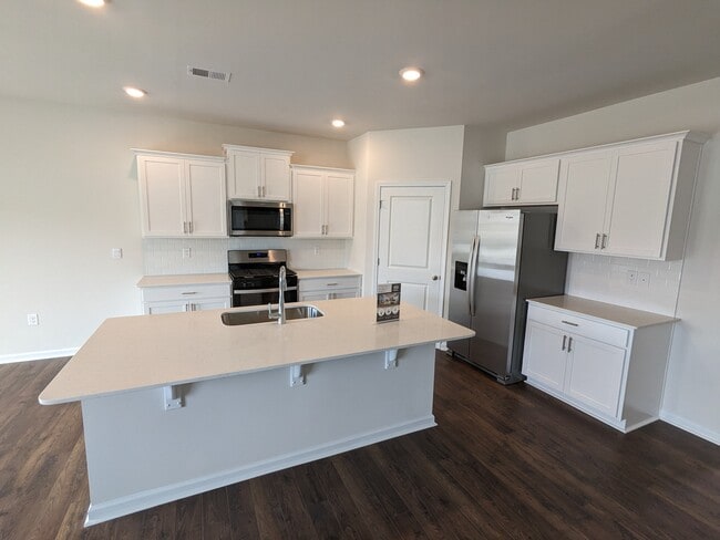 1767 Odessa Ln in Woodruff, SC - Foto de edificio - Building Photo