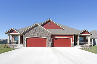 Centennial Pointe West in Ankeny, IA - Foto de edificio - Building Photo