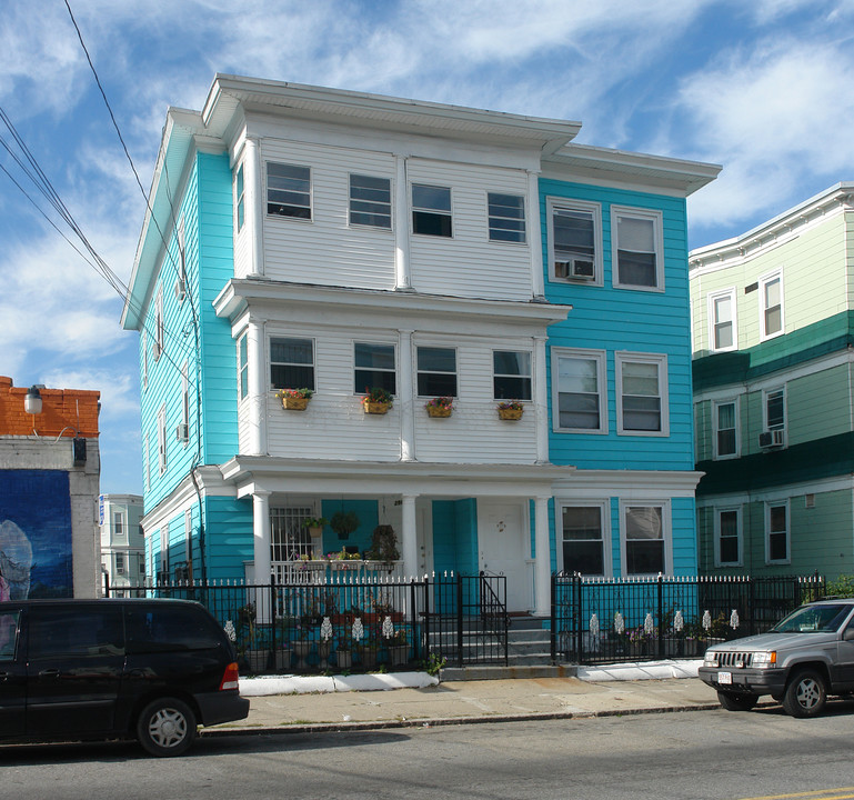 298 Lawrence St in Lawrence, MA - Building Photo