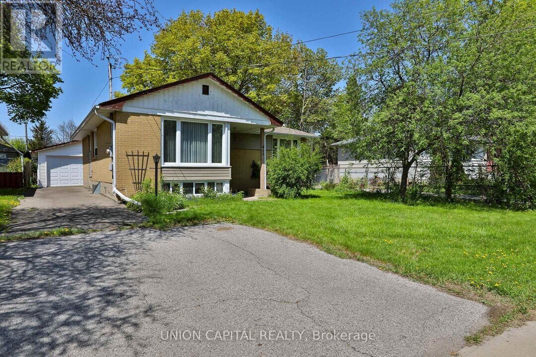 403 Balkan Rd in Richmond Hill, ON - Building Photo